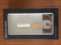 Marble Cheese Set- New in Box