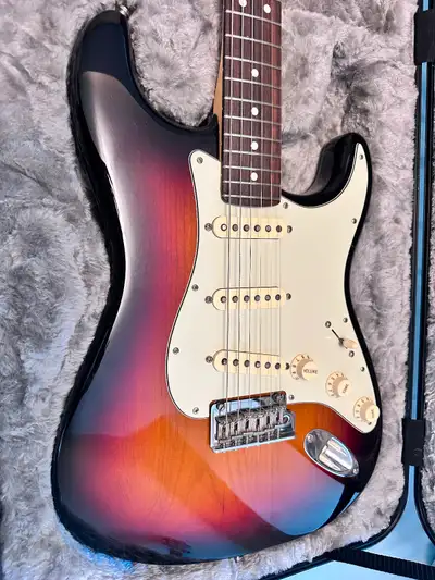 Asking $1800 OBO, or trade (Taylor 314ce, D-18, Les Paul). If the ad is up it's available. 2018 Amer...