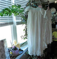 ANTIQUE WHITE COTTON CHRISTENING GOWN, EYELET TUCKS, LACE 31" LO