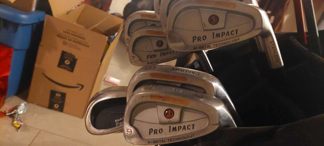 Spalding Pro Impact golf set 3,4,5,6,7,8,9,3W,5W,D,PW,LW,P in Golf in Calgary - Image 4