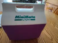 COOLER VINTAGE MINI MATE BY IGLOO COOLER LUNCH BOX