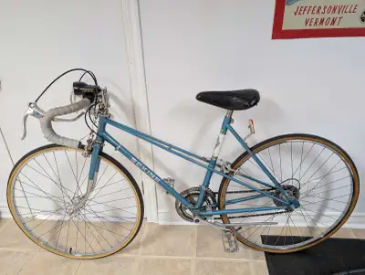 Sekine Medialle Women's Road Bike, View more