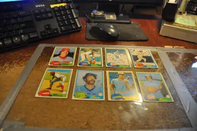 OPC o pee chee baseball 1981 starting set lot of +- 268/374 card, View more