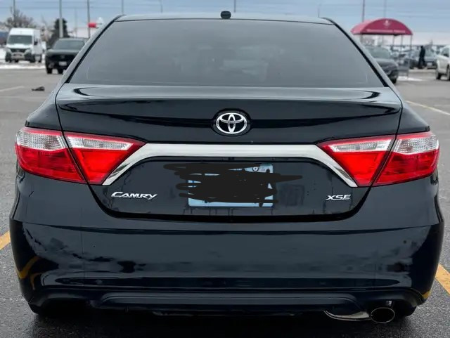 Toyota camry noire XSE 2016 full équipé 127K dans Autos et camions  à Laval/Rive Nord - Image 3