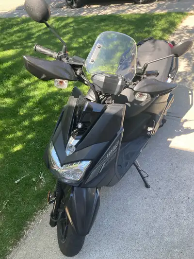 Excellent Condition! Great little city scooter! Has storage under the seat. Alberta registered, grea...
