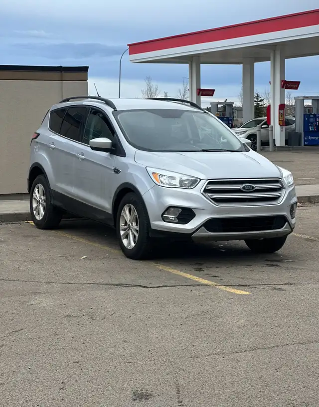 2018 Ford Escape AWD63417672796419121