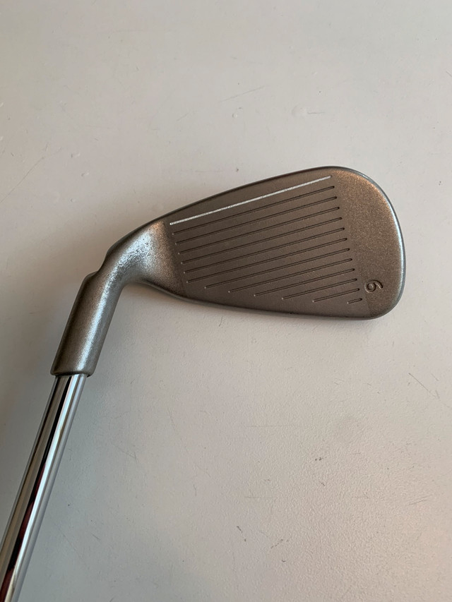 Ping G5 Maroon dot 6 Iron RH in Golf in Markham / York Region - Image 2