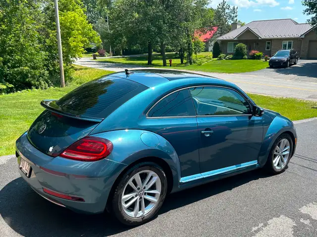 Volkswagen Beetle Coast 2018 $19 000 dans Autos et camions dans Ville de Montréal - Image 9