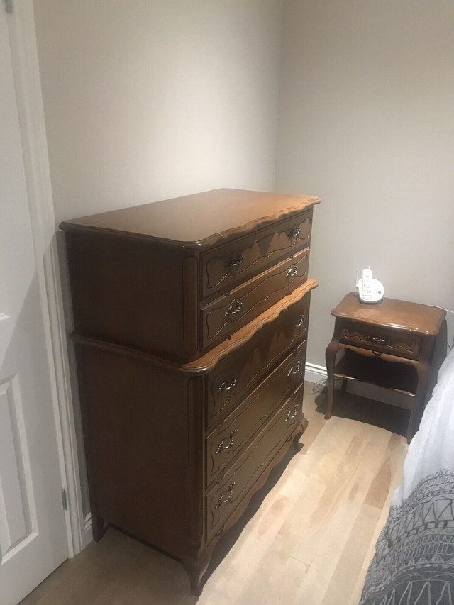 Mobiliers de chambre style provincial français dans Commodes et armoires  à Ville de Québec - Image 3