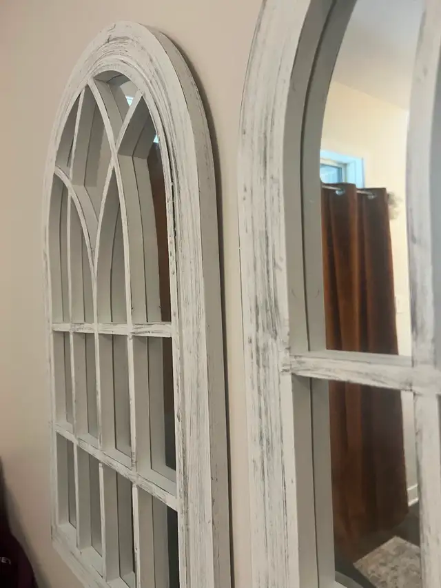 Beautiful Decorative Mirror Wall Art in Home Décor & Accents in Ottawa - Image 3