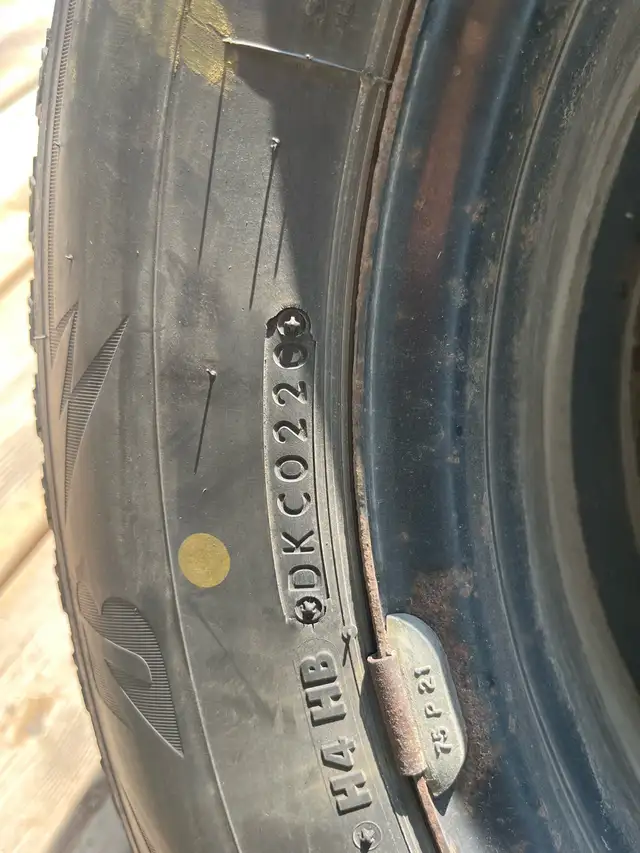 215/65/16 Bridgestone Blizzak winter tires on rims in Tires & Rims in Barrie - Image 6