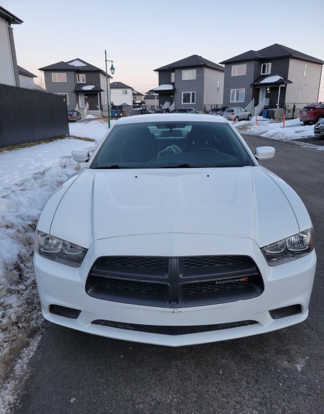 2013 Dodge Charger Police Package – AS-IS – $1000$ OBO — photo 4