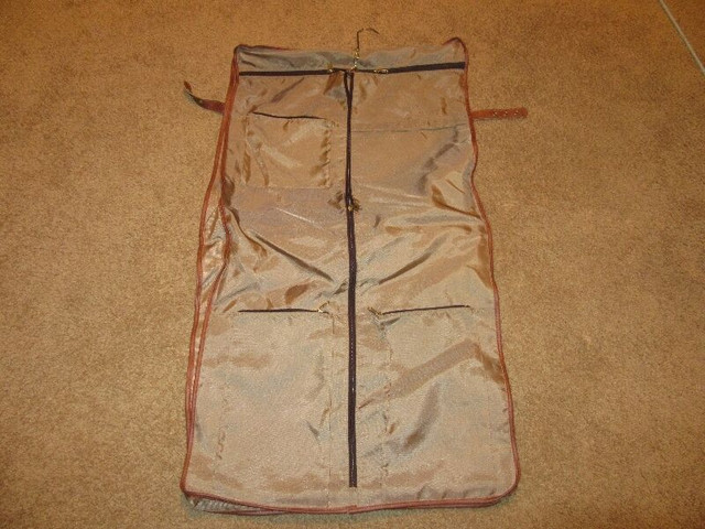 Luggage Garment Bag Falcon Softside Brown in Other in Kitchener / Waterloo - Image 2