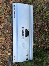 Gmc tailgate dented no rust