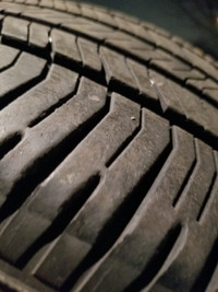 18” Goodyear Eagle LS 2 225/50/18 tires 85% thread left.
