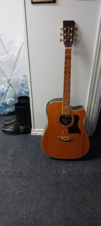 Tanglewood Electric Acoustic Guitar and Crate Amp