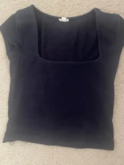 Garage shirt paid 24$ selling for 10$ used SHEIN sleeveless dress paid 30$ selling for 20$ never use...