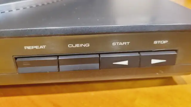 Vintage Nikko NP-750 Direct Drive linear tracking Turntable in Stereo Systems & Home Theatre in Mississauga / Peel Region - Image 7