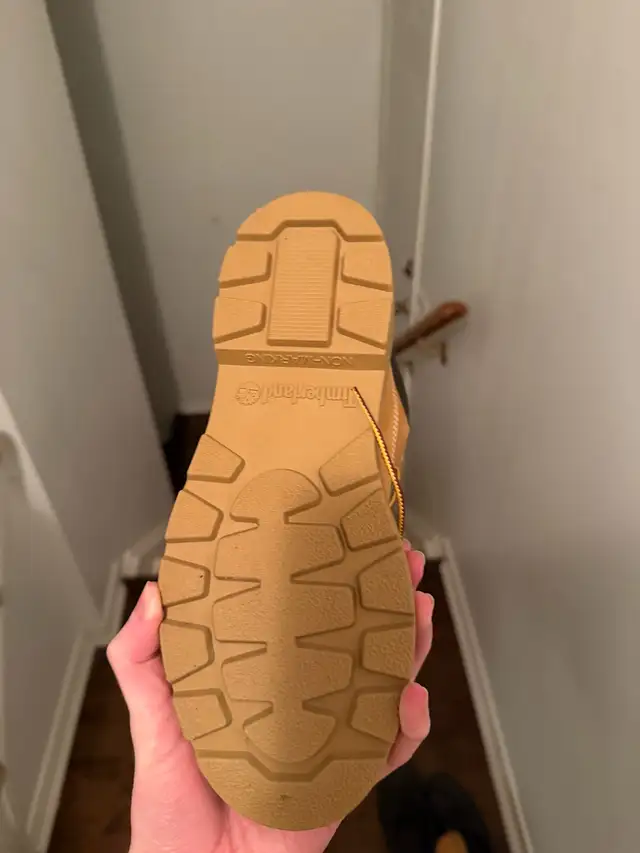 timberlands  in Men's Shoes in Oakville / Halton Region - Image 9