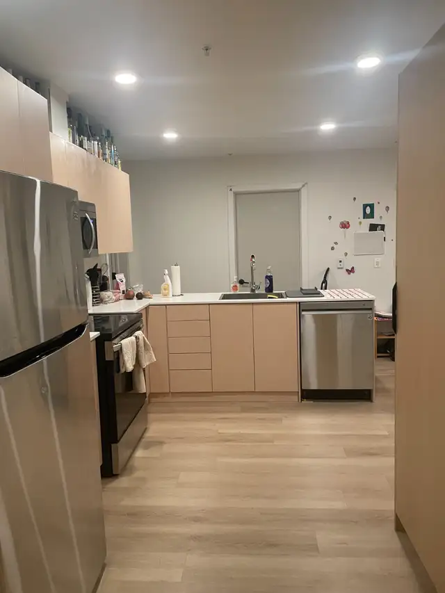 Summer Sublet Room for rent Near Dalhousie in Room Rentals & Roommates in City of Halifax - Image 4