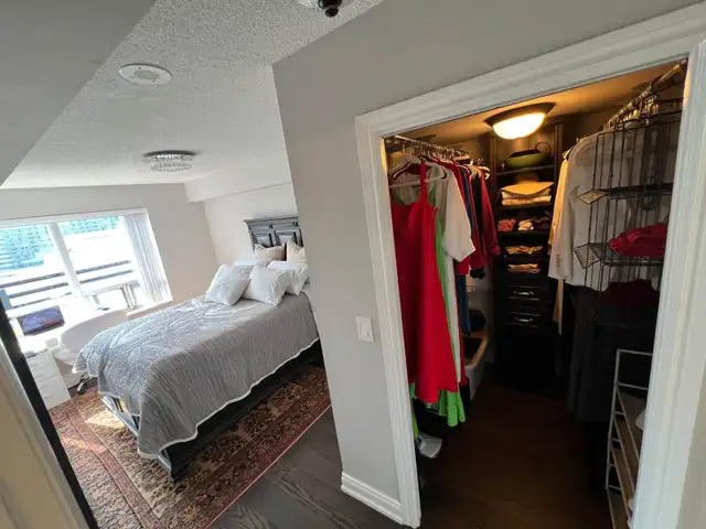 Furnished MasterBedroom+Bathroom,in 3-Bed Luxury Condo,Kink/John