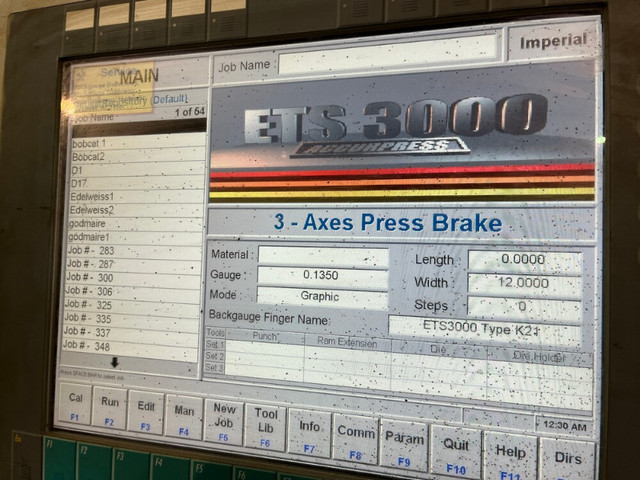 2010 Accurpress 760016 CNC Press Brake in Other Business & Industrial in Edmonton - Image 3