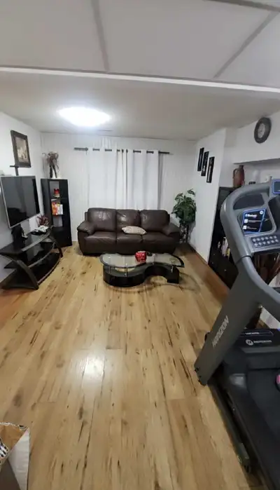 Room For Rent, View more