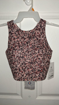 New with tags: Athleta Conscious Crop Bra D-DD+ (XS)