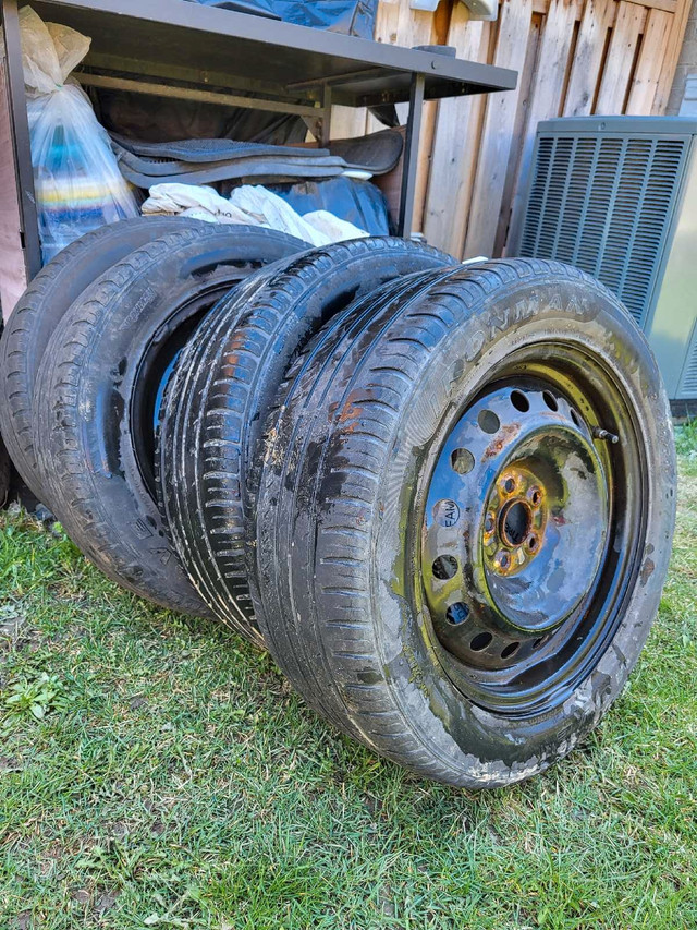 4 Rims and tires all  seasons  in Cars & Trucks in Markham / York Region - Image 3