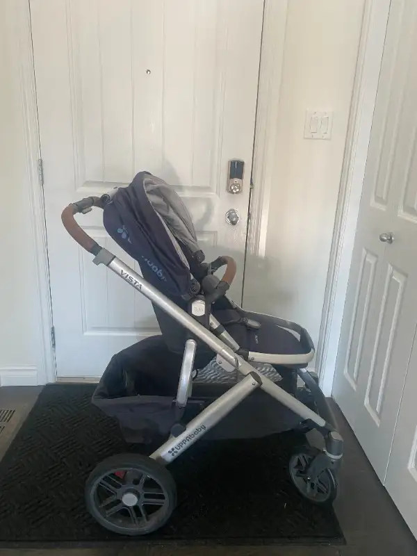 Uppababy Vista  Stroller in Strollers, Carriers & Car Seats in Edmonton - Image 4