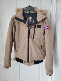 New Men's Canada Goose's most beloved parka with removable hoody