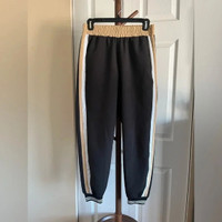 Suzie Shier Cropped Sweatpants - Women’s Size Medium