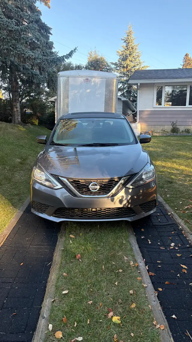 Nissan Sentra (LOW KM)