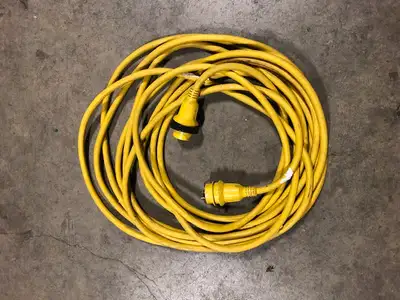I'm selling a 20ft MARINCO 30A 125V Marine Boating RV Cable. The cable is in good condition with a m...