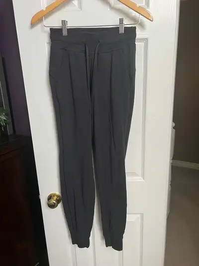 size 2 align lulu joggers, View more