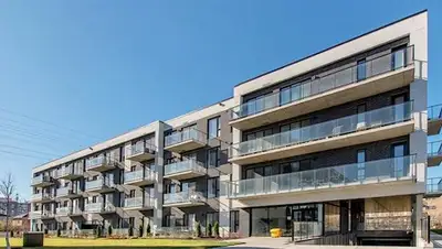 CONDO LUXUEUX 4 ½ NEUF À LOUER À AHUNTSIC PRÈS DE LA GARE