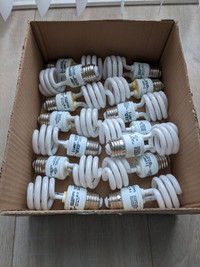 14 x CFL Bulbs (used) - 3000K, 900 Lumens, E26