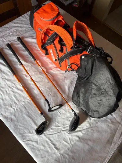 3 Golf Clubs + Stand Bag, View more