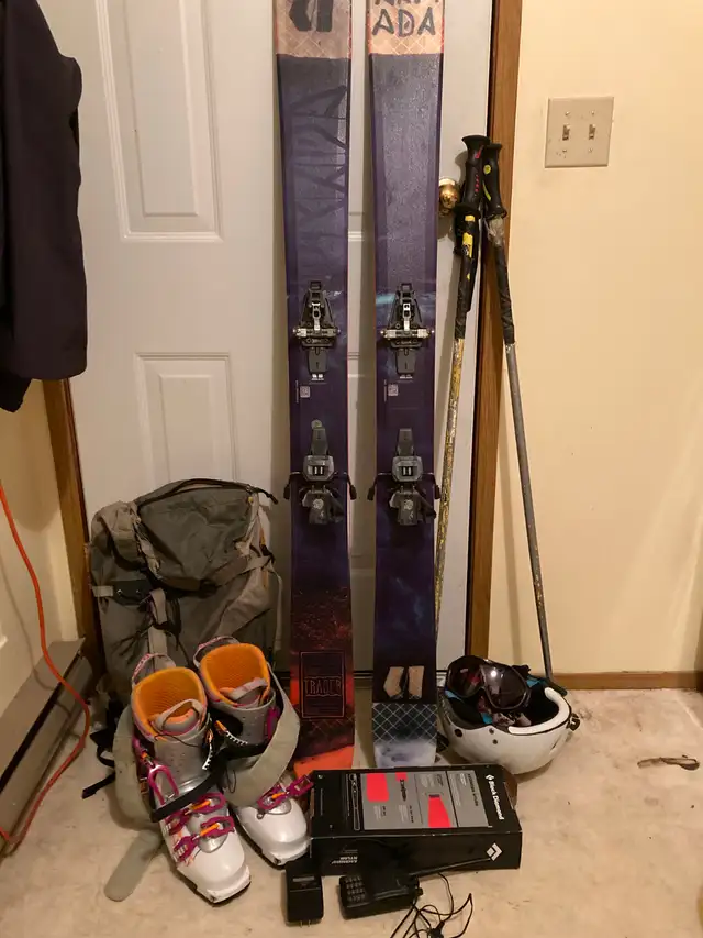 Complete ski touring set up. Ski's, bindings, boots and skins. in Ski in Penticton - Image 2