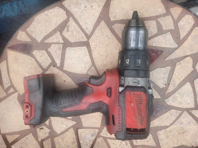 Milwaukee Hammer drill brushless  dans Outils électriques  à Ville de Montréal