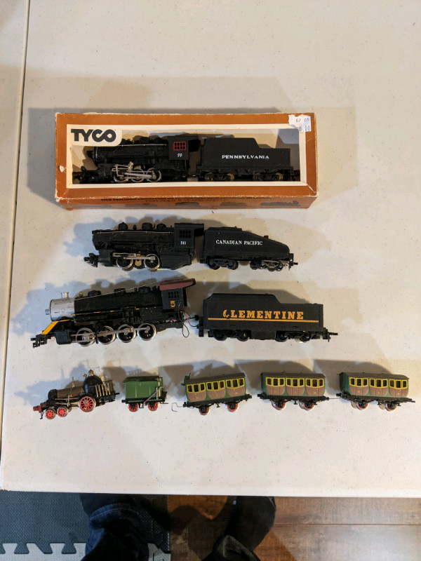 Scale model trains for sale  