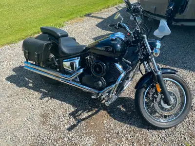 2008 Yamaha vstar 1100 custom. Just under 40k kms runs great. Tour pack included not shown in pics....