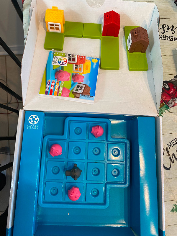 Three little piggies in Toys & Games in Markham / York Region - Image 2