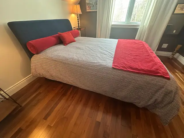 Lit Queen, matelas, et literie in Beds & Mattresses in Sherbrooke - Image 3