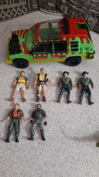 Jurassic Park 1993 jungle explorer and action figures lot