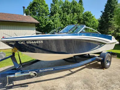 Very clean, like new condition, Mercruiser 4.3 litres, swim platform with ``Sea Deck`` covering, Ray...