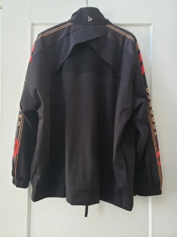 Toronto Raptors Qore Women's Windbreaker Medium Jacket Black in Women's - Tops & Outerwear in Markham / York Region - Image 10