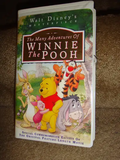 Walt Disney's "The Many Adventures of Winnie the Pooh" VHS tape Special Commemorative Edition of the...