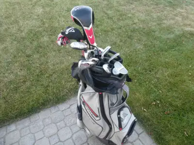 Men’s Callaway Right Hand Golf Club set & Cart bag, View more