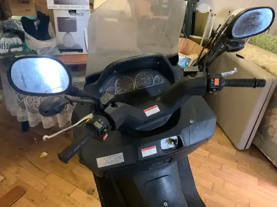 Super scooter. Good condition, runs. Has about 11000kms. CALL ONLY NO TEXT